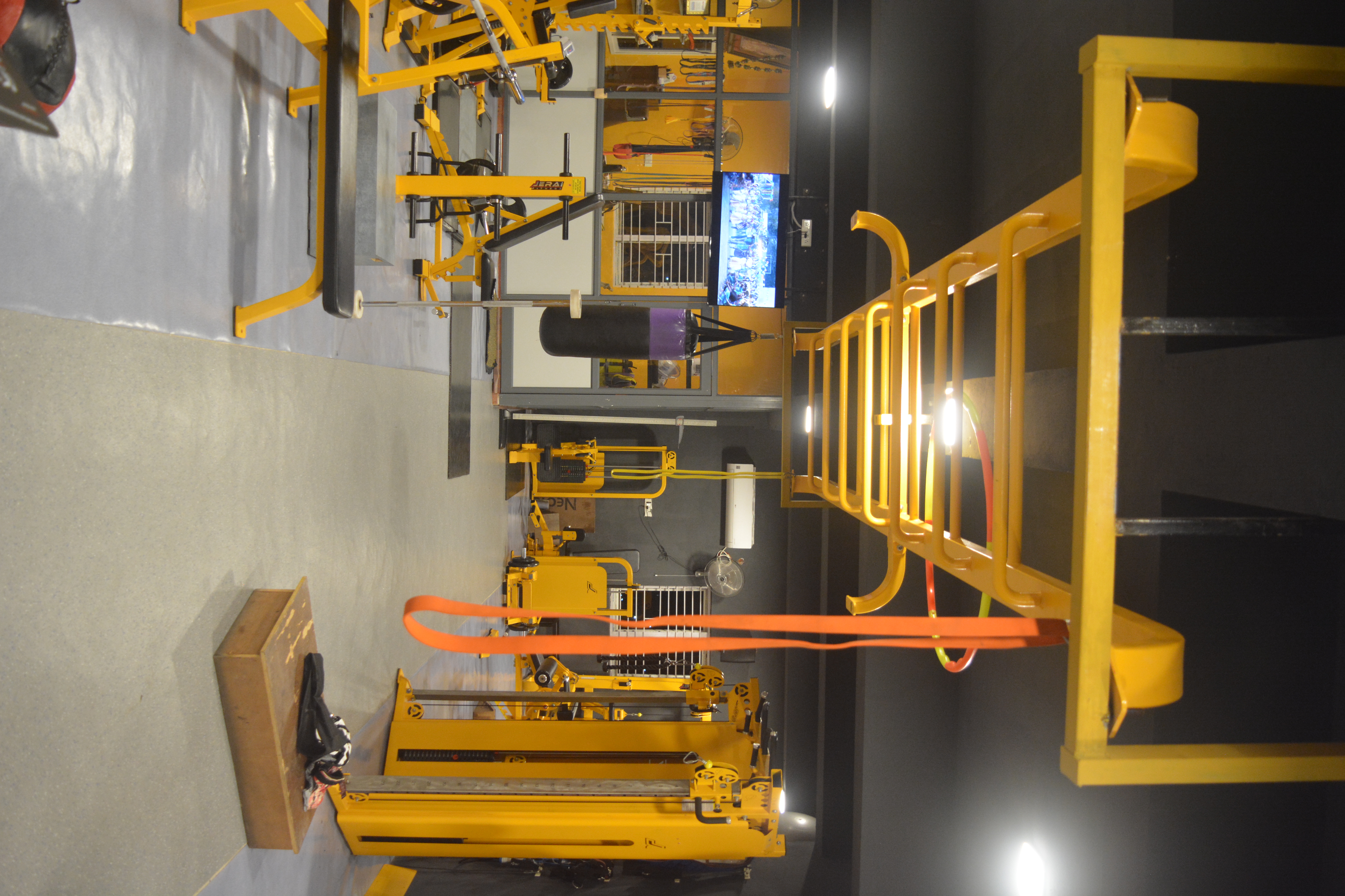 STATE-OF-THE-ART EQUIPMENT